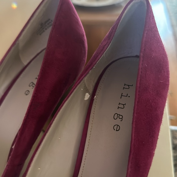 Hinge Burgundy Suede Mallory-Lea pumps, never worn! 9 - Picture 7 of 10
